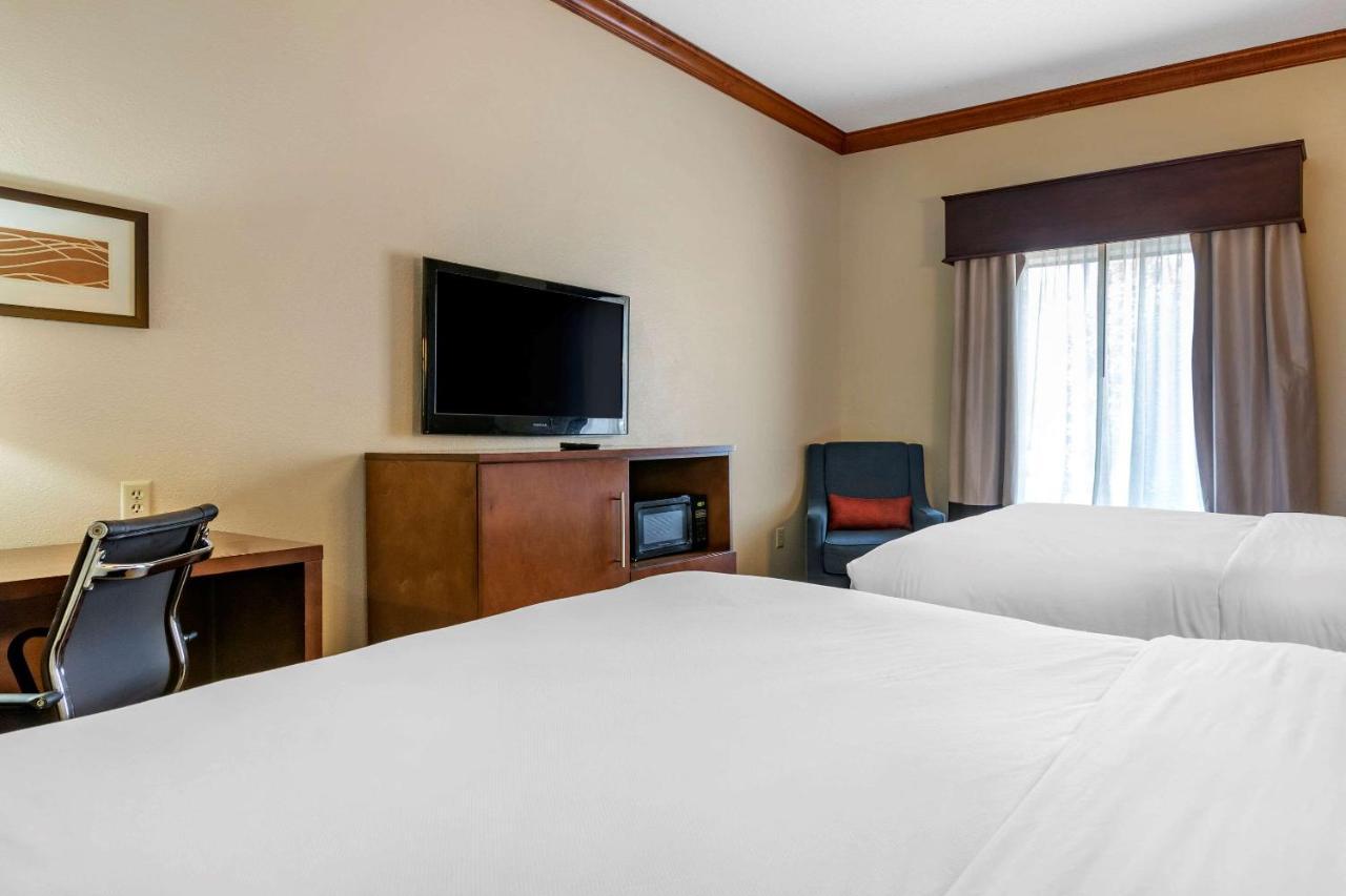 Comfort Inn & Suites Statesboro - University Area Kültér fotó