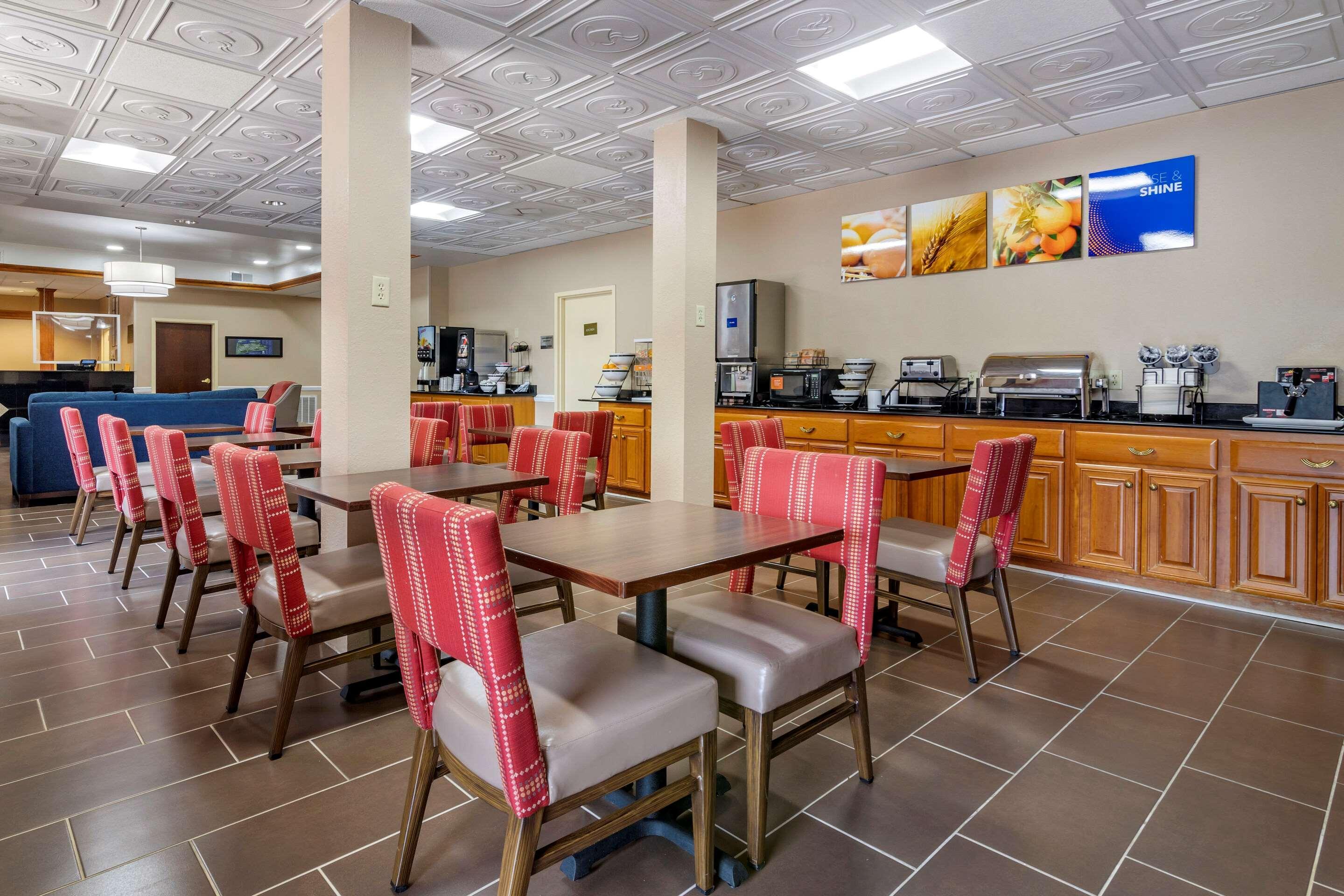 Comfort Inn & Suites Statesboro - University Area Kültér fotó